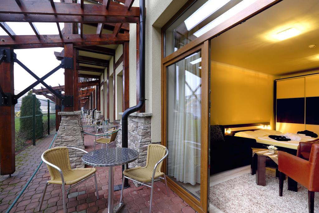 Luxury Apartment Kristof Bešeňová المظهر الخارجي الصورة